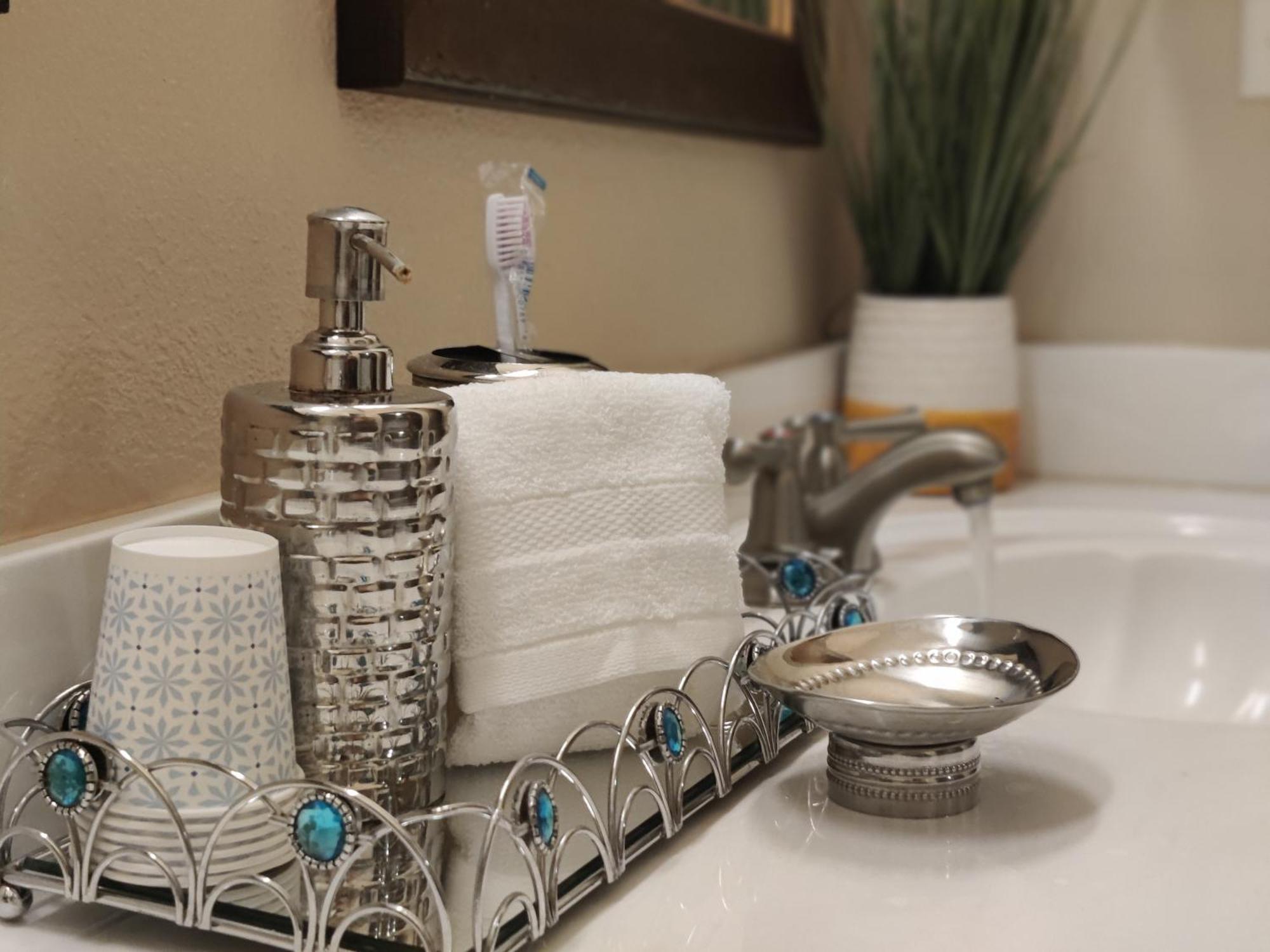 Wonderful, Plush & Luxurious 3 Bed Room Home El Paso Bagian luar foto