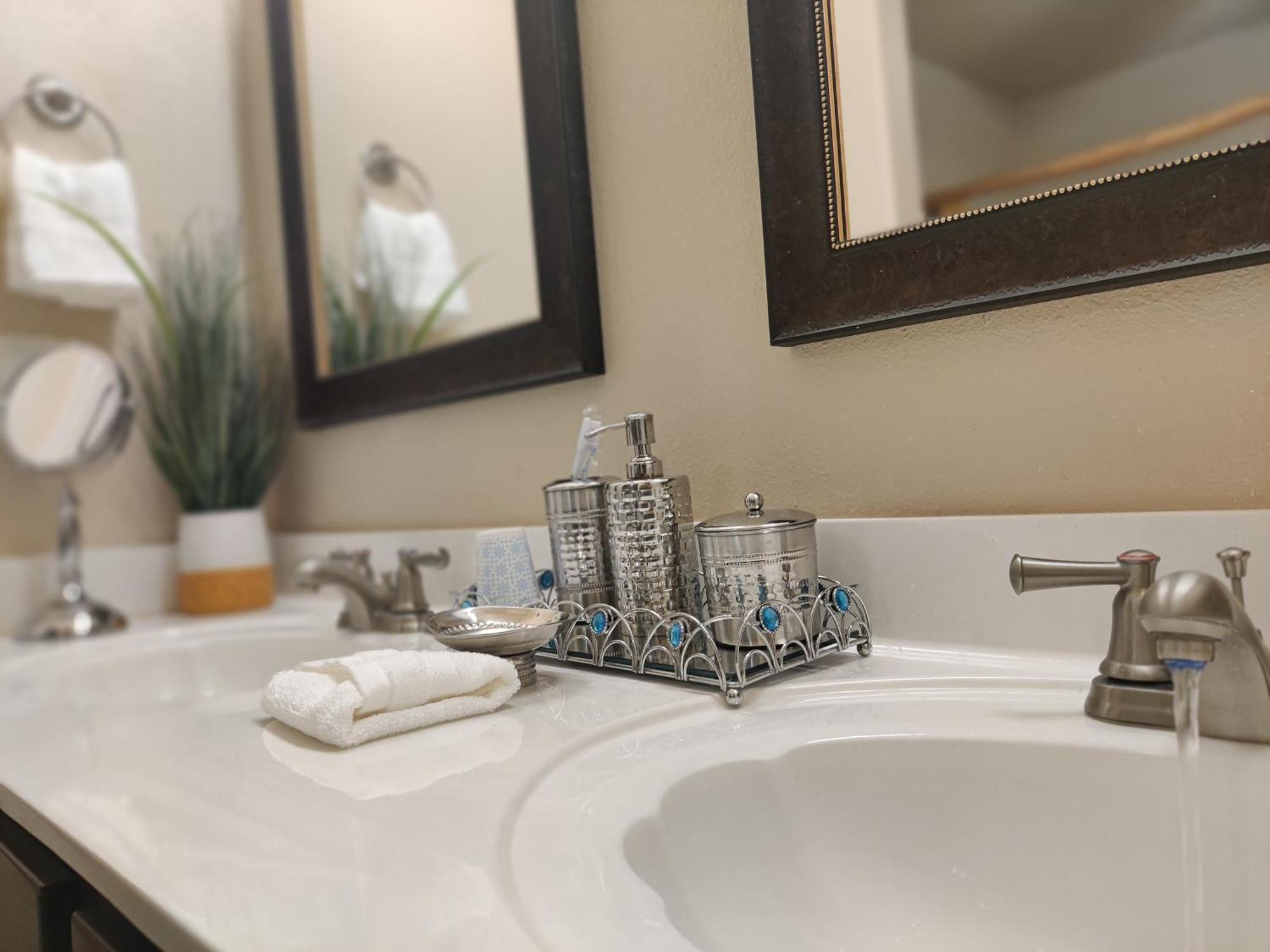 Wonderful, Plush & Luxurious 3 Bed Room Home El Paso Bagian luar foto
