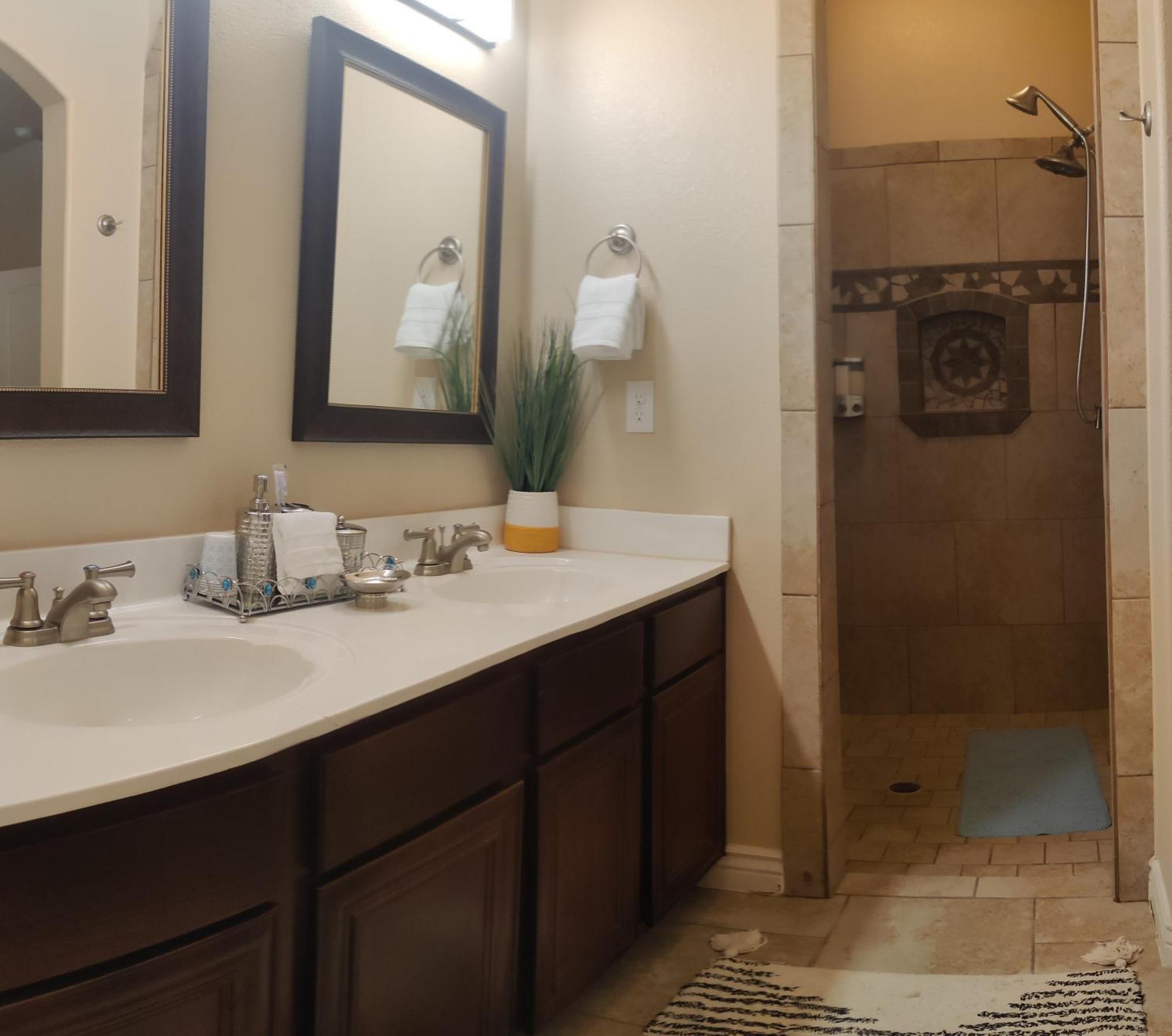 Wonderful, Plush & Luxurious 3 Bed Room Home El Paso Bagian luar foto